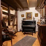 Haus Am Puetz Casa de Férias Wintrich